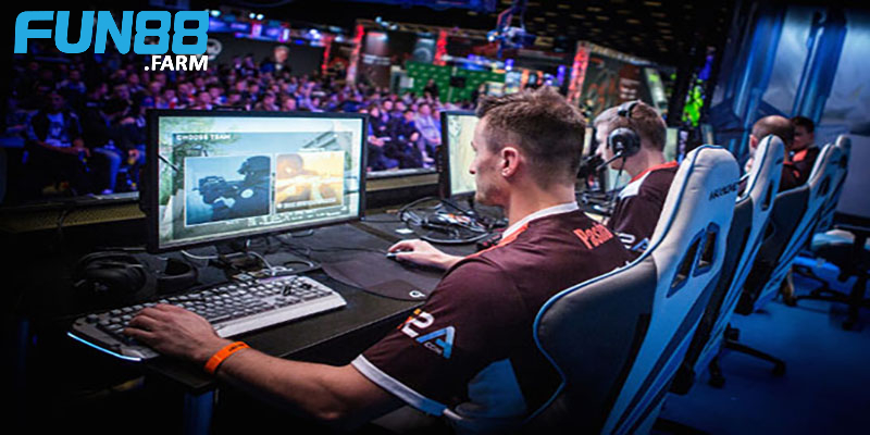 Quá đỉnh Anh Đức - Thắng 5 tỷ từ cá cược E-sports Fun88 3 Áp dụng linh hoạt các chiến lược